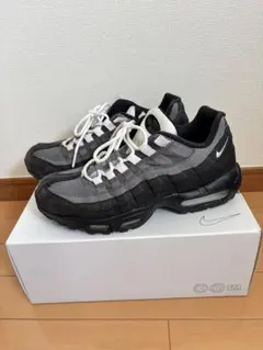 ナイキ エアマックス95 エッセンシャル ブルーブラック 青黒グラデ