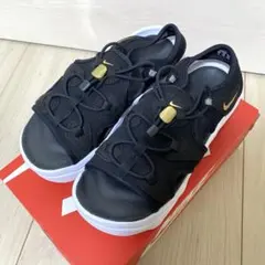 NIKE ナイキ　エアマックスココ　23cm