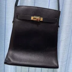 Item thumbnail for item 9d93479c-e2b9-41e0-af1b-792b29a0819d