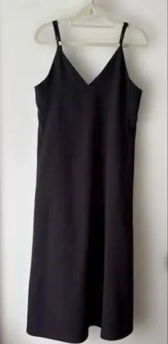 ジーユー　ジャンスカ　黒