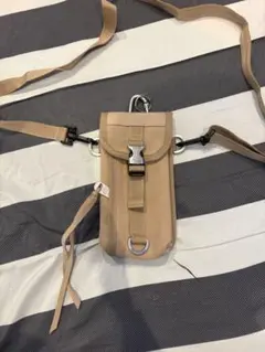 インディスペンサブル INDISPENSABLE バッグ ショルダーポーチのサムネイル