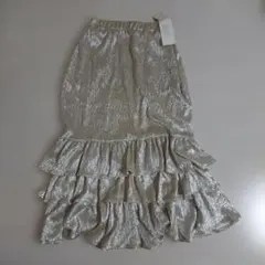 新品タグ付♥超可愛い‼️style zampa ゴールドフリルロングスカートのサムネイル