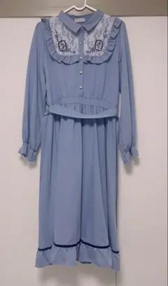 axes femme ワンピース 水色