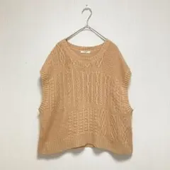 【スタディオクリップ】セーター ケーブル編みニット長袖 ベスト ベージュ M秋冬