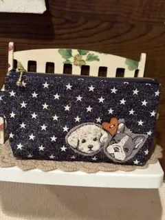 犬アップリケのポーチ　ハンドメイド