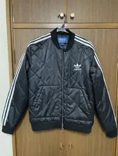 adidas キルティングジャケット
