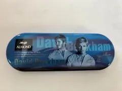 超レア！ David Beckham ベッカム 限定デザイン ブリキ缶ケースのサムネイル
