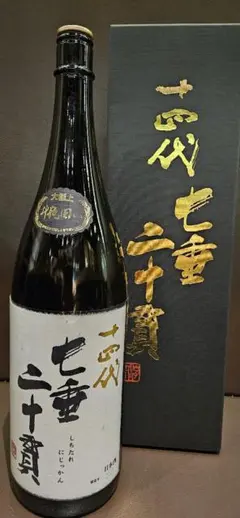 【空瓶】十四代 七垂二十貫 一升瓶 2025年製造 十四代 七垂二十貫 一升瓶 空瓶 2025 最新年 - メルカリ