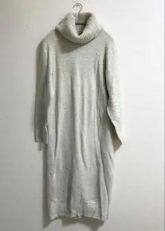 UNIQLO スフレヤーンオフタートルネックワンピース S