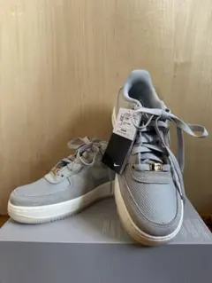 Nike Air Force 1 LV8