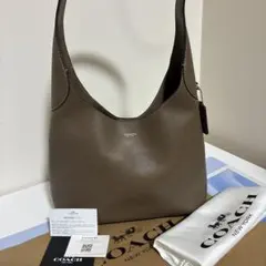 【新品、未使用】COACH ブルックリン ショルダーバッグ28 保存袋付き！のサムネイル
