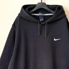 ナイキ　スウェットパーカー　ワンポイント　スウッシュ　刺繍ロゴ　2014年