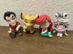 ディズニー フィギュア ガチャガチャ 肩ズン