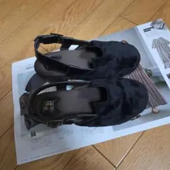 猫部 さりげにゃく猫シルエット履き心地ふかっなもふもふサボ 黒のサムネイル