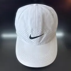 NIKEホワイトキャップ ドライフィット