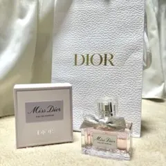 Miss Dior Eau de Parfum 専用バッグ付き