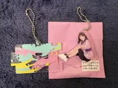 =LOVE 野口衣織 イコノイジョイ おすわりランダムアクリルキーホルダー