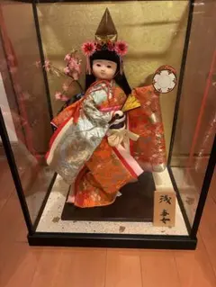 伝統的な市松人形 舞妓市松人形ガラスケース入り 希少 - メルカリ