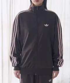 adidas トラックジャケット ブラウン ピンク