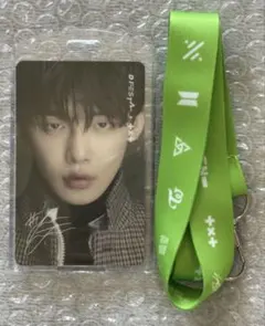 ヨンジュン　サイン 公*o様 TXT ヨンジュン Numéro TOKYO 直筆サイン入りポラロイド