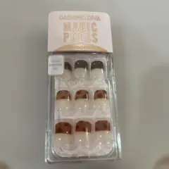 ダッシングディバ　D Dマジックプレス　ネイルチップ