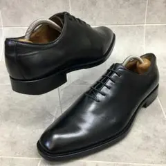 G.C.morelli 内羽根 黒 42 ホールカット ドレス ビジネスシューズのサムネイル