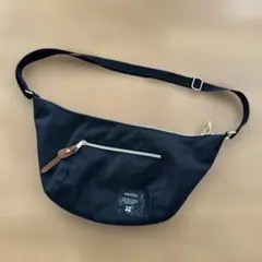 anello ブラック ボディバッグ