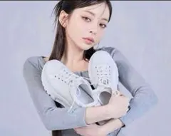 【新品未使用】鈴木亜美さんスニーカー第二弾 ホワイトMサイズ 2025年最新】鈴木亜美 sの人気アイテム - メルカリ