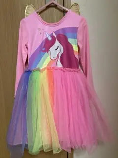 ユニコーンデザインの長袖ワンピース