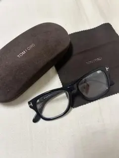 TOM FORD TF5466 カラーレンズ　イタリア　ブルーライト　偏光　黒 TOM FORD TF5466 カラーレンズ イタリア ブルーライト 偏光 黒 - メルカリ