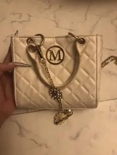 ミシェルマカロン　ノベルティ　ホワイトキルティングショルダーバッグ