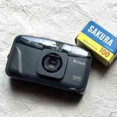 ⌘完動品！ 電池、作例あり Fuji CARDIA mini EVERYDAY⌘ ⌘完動品！ 電池付き、作例あり！ Fuji CARDIA EVERYDAY⌘ - メルカリ