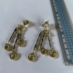 Item thumbnail for item c8090b67-6395-4eb0-97b4-09801735621d