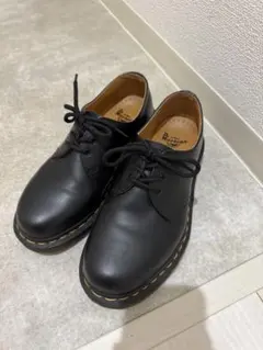 【Dr.Martens】ブラック レザー レースアップシューズ