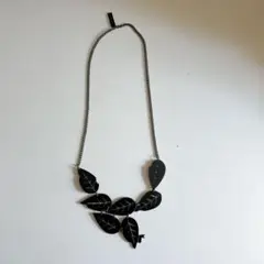 Pebeta Teta ネックレス