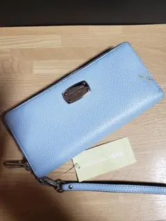 新品✨マイケル・コース長財布✨レザー(牛革)✨ブルー✨大きめ✨定価40700円
