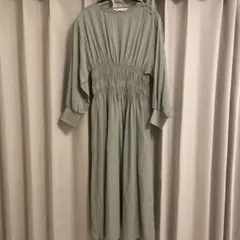 ZARA グリーン ロングワンピース Mサイズ