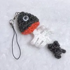 魚の骨 あみぐるみ キーホルダー ハンドメイド