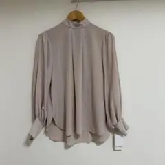 ピンク ハイネック シフォンブラウス