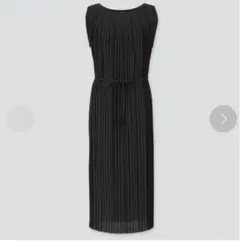 ☆UNIQLO☆黒プリーツワンピース