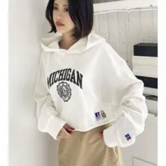 EMODA RUSSELLATHLETIC パーカー カットオフショートフーディのサムネイル