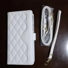 ホワイト キルティング スマホケース ショルダーストラップ付き