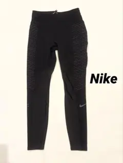Nike ナイキレギンス 黒　M ヨガ　ランニング　マシンピラティス　タイツ