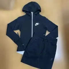ナイキ テックフリース 上下 Sサイズ 新品 ブラックジップパーカー スカート