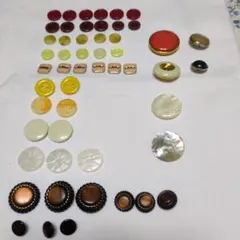 ボタンセット 多様な色と形