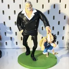 一番くじ ワンピース B賞 モンキー•D•ルフィ&モンキー•D•ガープ