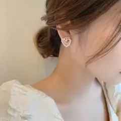 ダブル ハート ピアス ゴールド パール CZ ダイヤ 樹脂製キャッチ付き