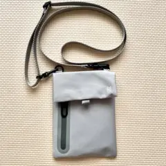 MILESTOミレストLIKID モバイルサコッシュのサムネイル