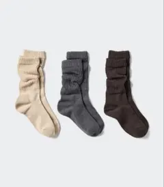 【新品タグ付き】UNIQLO ルーズソックス/3足組　32 BEIGE