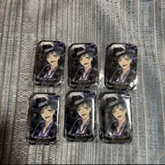 ツイステ フロイド ラメキラ スクエア 缶バッジ ツイステッドワンダーランド